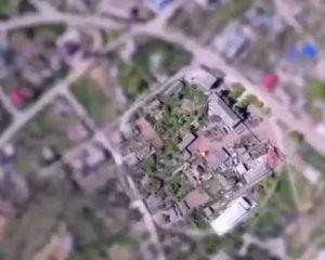В Херсонской области ВСУ уничтожили вражеский склад боевой техники: видео