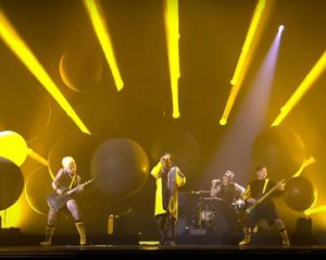 The Rasmus открыли полуфинал Евровидения-2022 мощным шоу: видео выступления