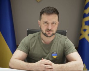 Зеленський: Україна не сприйняла ідею Папи Римського щодо українського та російського прапорів