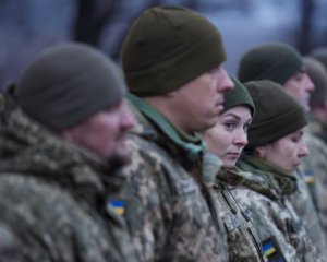 Зеленський пропонує Верховній Раді продовжити воєнний стан і терміни загальної мобілізації