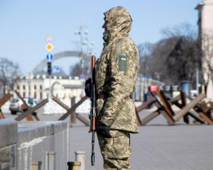 У Зеленського пояснили, чому воєнний стан продовжать аж на три місяці