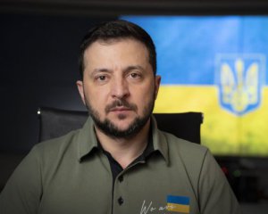 &quot;Священный оберег на войне&quot; - Зеленский поздравил украинцев с Днем вышиванки