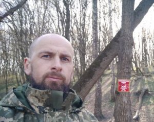"У записі чути шум - це гул кількох сотень бійців" - воїн "Азова" про пісню, створену в перші дні війни