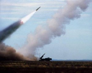 Українські винищувачі перехопили та знищили дві ворожі ракети