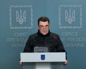 Українцям треба &quot;зціпити зуби&quot; й продовжувати боротися - Данілов про обстановку на Луганщині