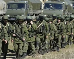 В сторону Мелитополя из Крыма проехала колонна военной техники РФ