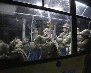 &quot;Нас просили мовчати&quot; - рідні захисників Маріуполя просять допомогти у їхньому поверненні