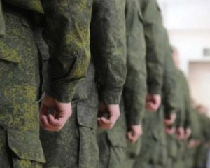 Як гарматне м&#039;ясо: окупаційна влада Криму хоче відправити випускників на війну проти України