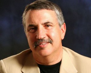 "Я думав, що Путін вторгся лише в Україну. Помилявся" - Томас Фрідман