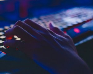 Шістьох осіб можуть посадити на п&#039;ять років за виправдовування російського нападу