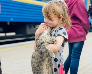 Ракетний удар по Львівщині: низка потягів затримується