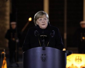 Меркель выразила солидарность с Украиной после многомесячного молчания