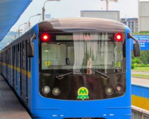 У метро Києва скоротили інтервал руху потягів