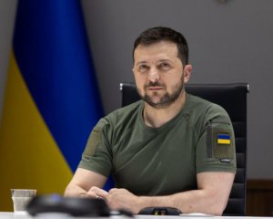 Зеленский сказал о сине-желтом флаге над Донецком