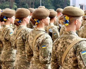 Мобілізація жінок: чи варто українкам готуватися до призову