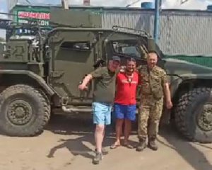 Британські бойові бронемашини Husky прибули в Україну 