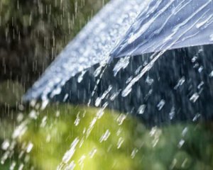 Короткочасні дощі й спека: якою буде погода в Україні найближчими днями