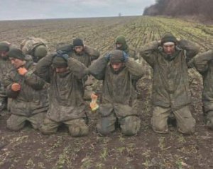 &quot;В бой пошли 30 человек&quot; - оккупанты боятся ВСУ и массово отказываются воевать (18+)