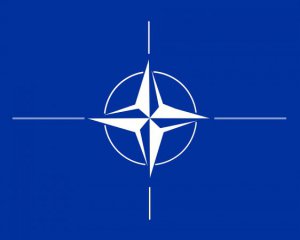 У НАТО визнали, що Україна повинна отримати більше важкого озброєння