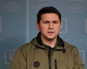 &quot;Просто скажіть, коли?&quot; - Подоляк переадресував питання від ЗСУ учасникам &quot;Рамштайну&quot;