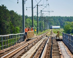 Окупанти рапортують про запуск поїздів із Криму до Херсонщини та Запоріжжя