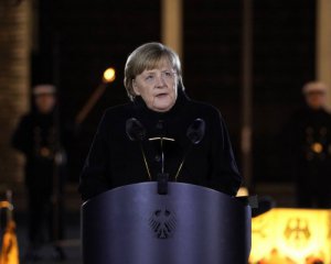 Меркель готова выступить посредником между Россией и Украиной