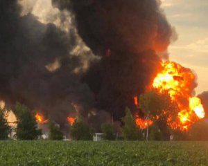Ракетна атака нафтобази на Дніпропетровщині: жертв побільшало