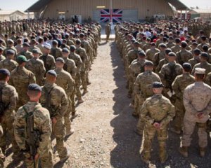 &quot;Наши войска должны готовиться снова воевать в Европе&quot; - глава Генштаба Британии