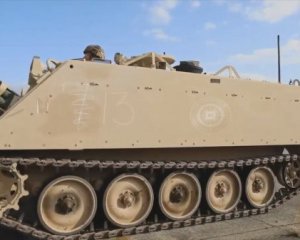 Австралия передает Украине бронетранспортеры M113