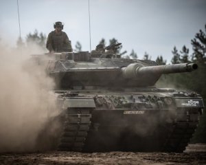 Словакия еще не договорилась с Германией по танкам Украине