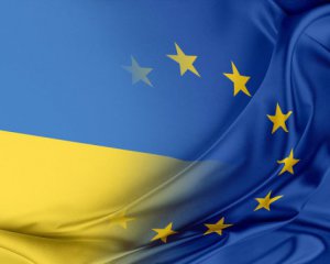 Украина получила статус кандидата на вступление в ЕС
