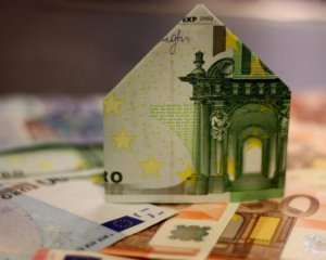 Євро подешевшав перед вихідними: курс валют на 24 червня