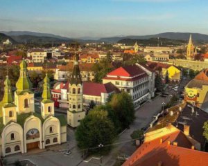 Маріуполь на Закарпатті – запрацювали 10 переміщених локацій