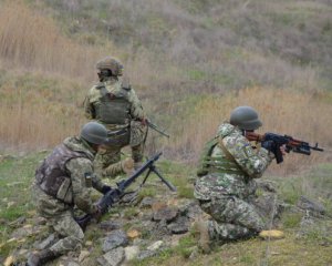 Выезд за границу мужчин: во ВРУ предлагают закрепить запрет законом