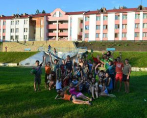 В Хмельницкой области проведут бесплатный оздоровительный детский лагерь – кто может попасть