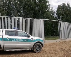 Польша завершает строительство стены на границе с Беларусью