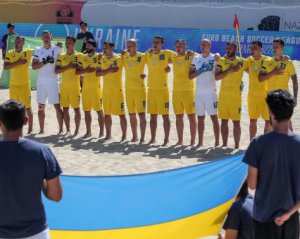 Сборная Украины по пляжному футболу проиграла на старте отбора Евролиги