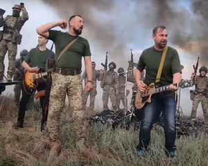 У кліпі знялися майже пів сотні бійців: військові заспівали про черкаську тероборону