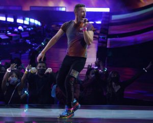 Британський гурт Coldplay заспівав пісню &quot;Океану Ельзи&quot; у Варшаві