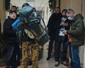 Озвучили кількість українців, які стали на облік в військомати не за місцем проживання