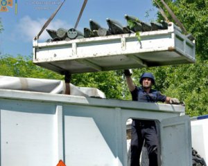 Піротехніки за вихідні на Чернігівщині знайшли 250 вибухонебезпечних предметів