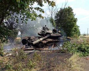 З танків і артилерії: росіяни обстріляли позиції ЗСУ на Запорізькому напрямку