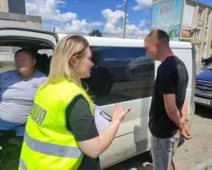 $10 тис за &quot;подорож&quot; до Молдови: у Чернігові затримали столичних &quot;бізнесменів&quot;
