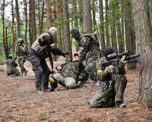 Збройні сили України зупинили загарбників на Донбасі