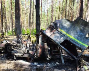 На Житомирщині авто з лісниками наїхало міну: є загиблі й поранені 
