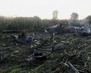 В МЗС та авіакомпанії прокоментували падіння українського Ан-12 у Греції