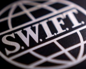 Росія планує "позбутися" SWIFT - помічник Путіна