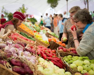 В Киеве проходят продуктовые сельскохозяйственные ярмарки – где можно посетить