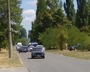 В Херсоні підірвали авто з двома колаборантами: відео