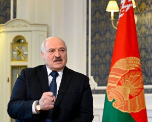 Лукашенко знищив своє місце в історії – Подоляк